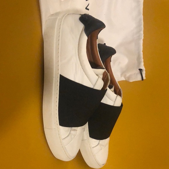 Givenchy Paris women’s black strap sneakers - Picture 3 of 4